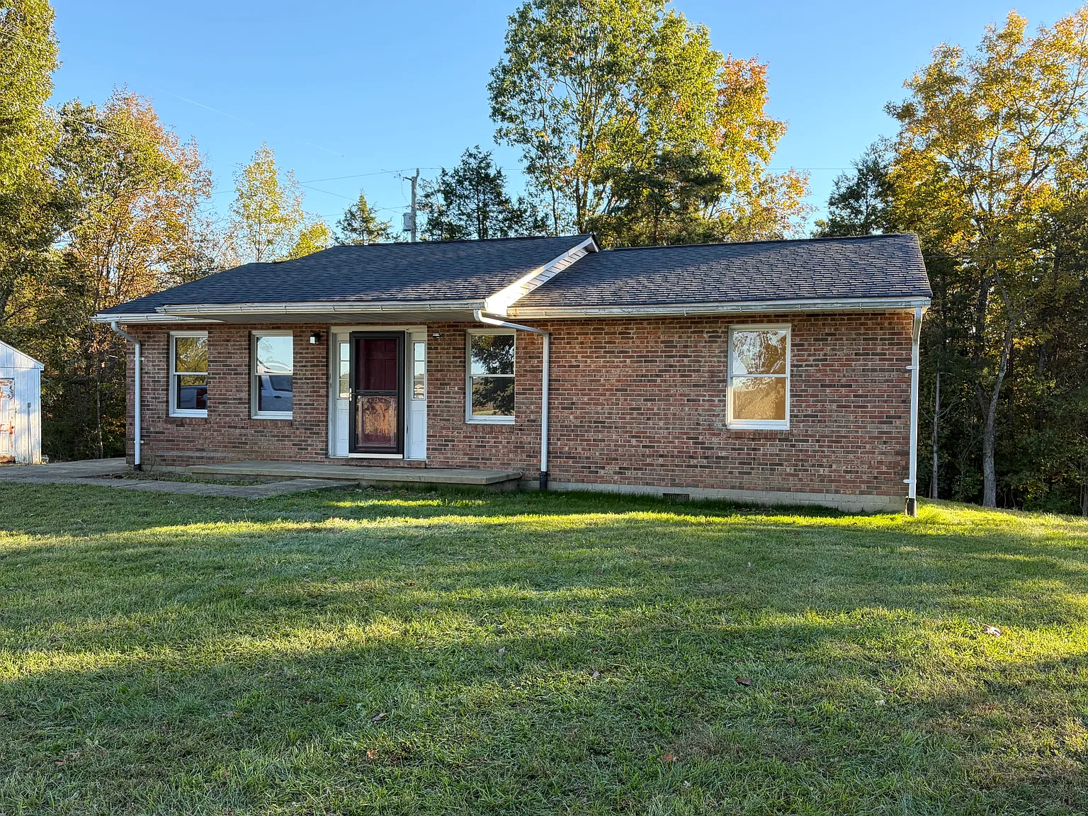 3 bed, 1000 sqft, $750 — Photo 1