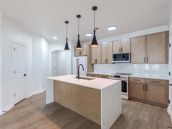 Five810 Southlands, Aurora, CO, Kitchen