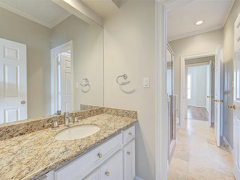 2124 Nantucket Dr #A — Photo 14