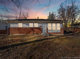 820 W Larkspur Drive, Jeffersonville, IN 47130