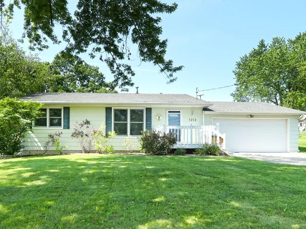 1212 W Broadway St, Polk City, IA 50226