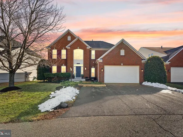 14213 Sharpshinned Dr, Gainesville, VA 20155