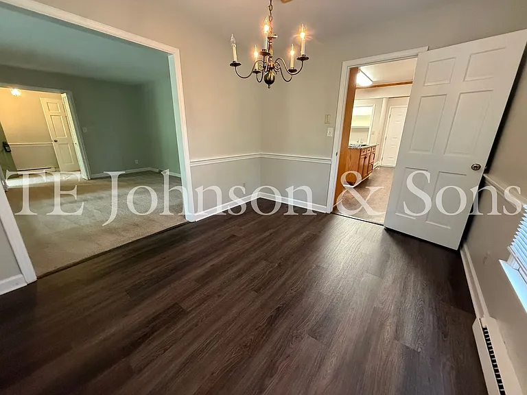 2722 Winslow Ln — Photo 11
