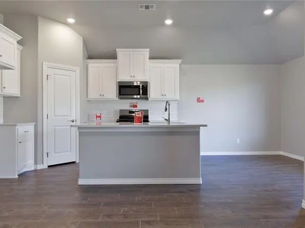 13121 NE 9th St, Choctaw, OK 73020