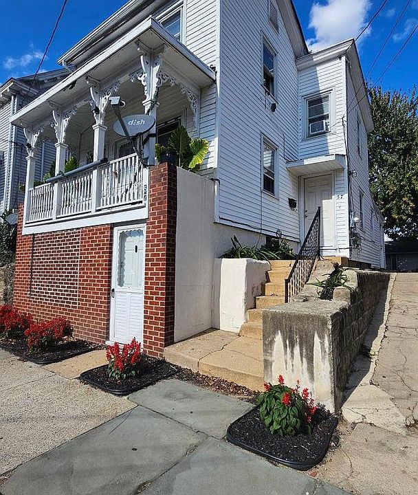 1st image of 57 Vine St