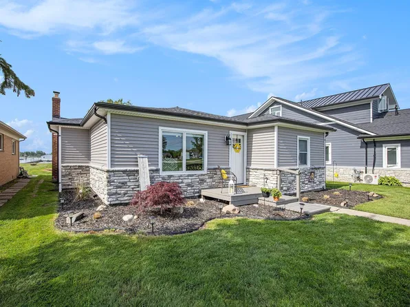 5227 Pointe Tremble Rd, Algonac, MI 48001