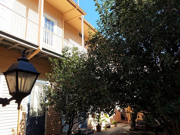 4th image of 815 Esplanade Ave #3
