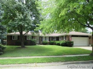 2212 Montclair Dr, Springfield, IL 62704