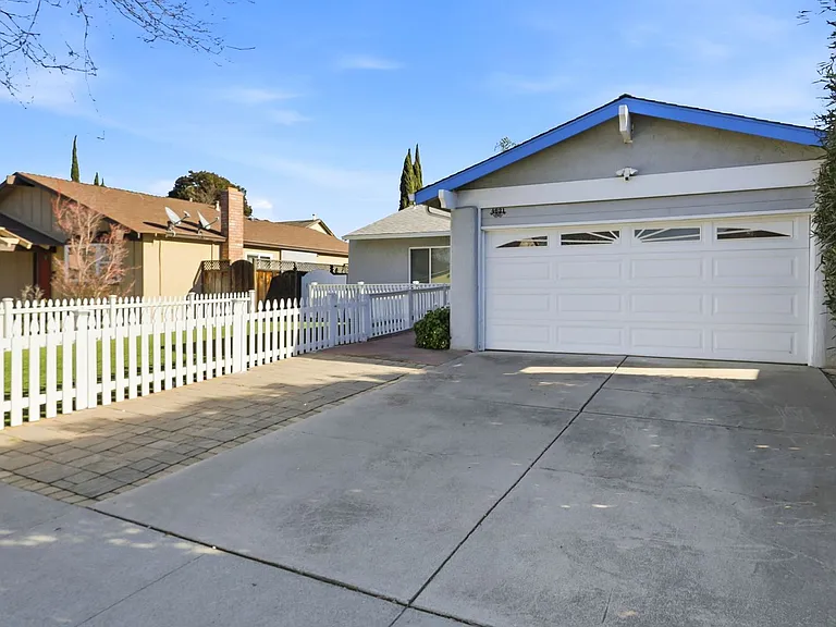 4621 Mia Cir — Photo 7