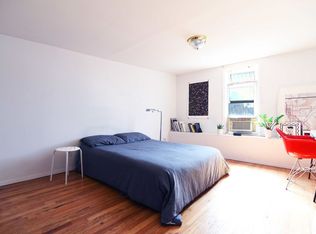 215 N 6th St #3F, Brooklyn, NY 11211