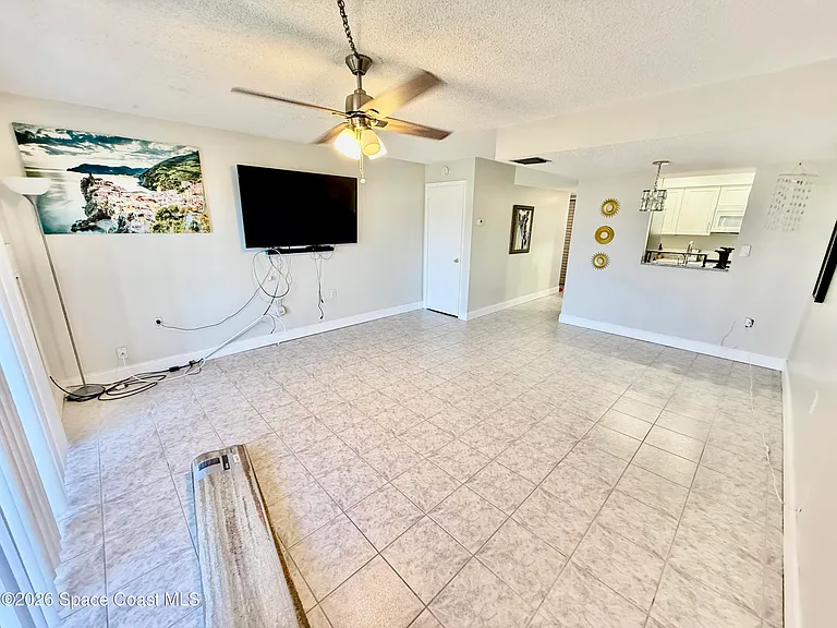 7101 Ridgewood Ave #203 — Photo 5
