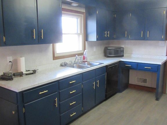 4th image of 4477 Ben St NW