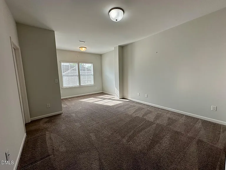 653 Grand Central Sta — Photo 18