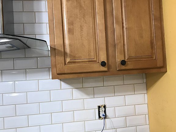 3rd image of 1208 Stonewood Ct
