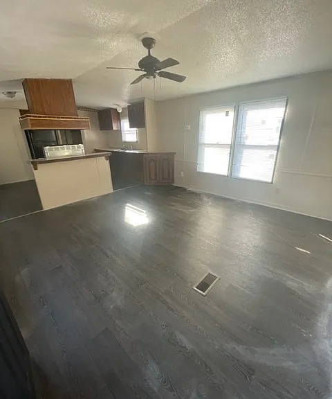 6306 Crestwood Dr — Photo 2