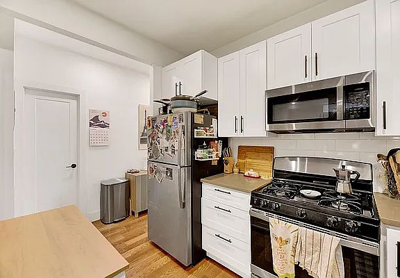 2nd image of 336 Cornelia St #2A
