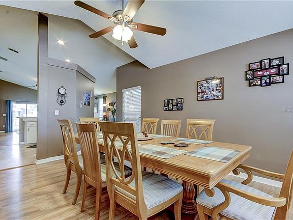 3rd image of 24305 Silkbay Ct