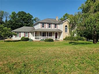 1st image of 747 Golden Eagle Dr