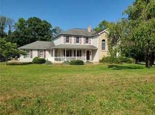 747 Golden Eagle Dr, Nazareth, PA 18064