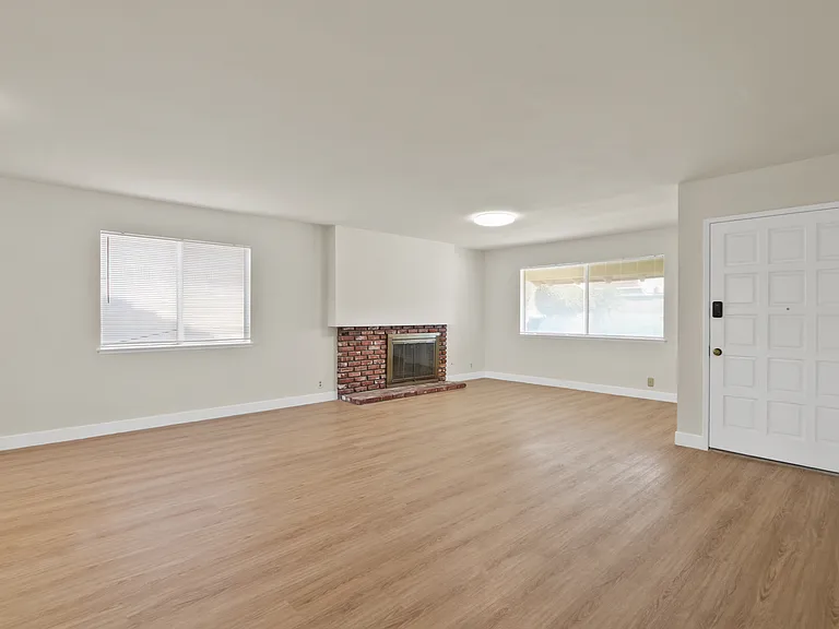 8801 Monterey Cir — Photo 6