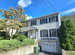 21 Bentay Dr, Harrison, NY 10528