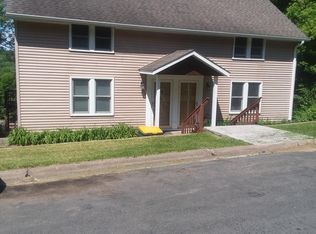 425 N Adams St #B, Saint Croix Falls, WI 54024