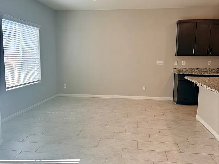 341 Canary Song Dr — Photo 12