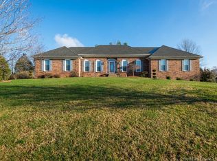 1490 Creekstone Dr NE, Corydon, IN 47112