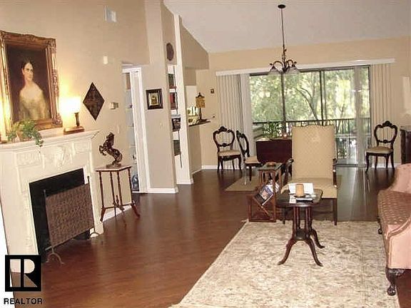 Vaulted ceiling living room