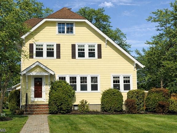 2nd image of 606 Dorian Rd