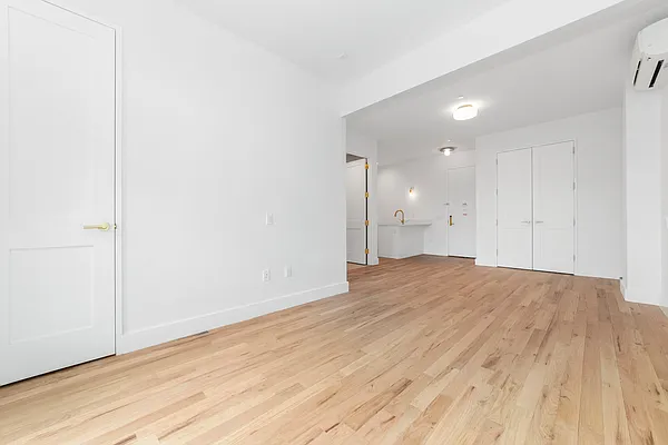 Rented by MNS | media 26