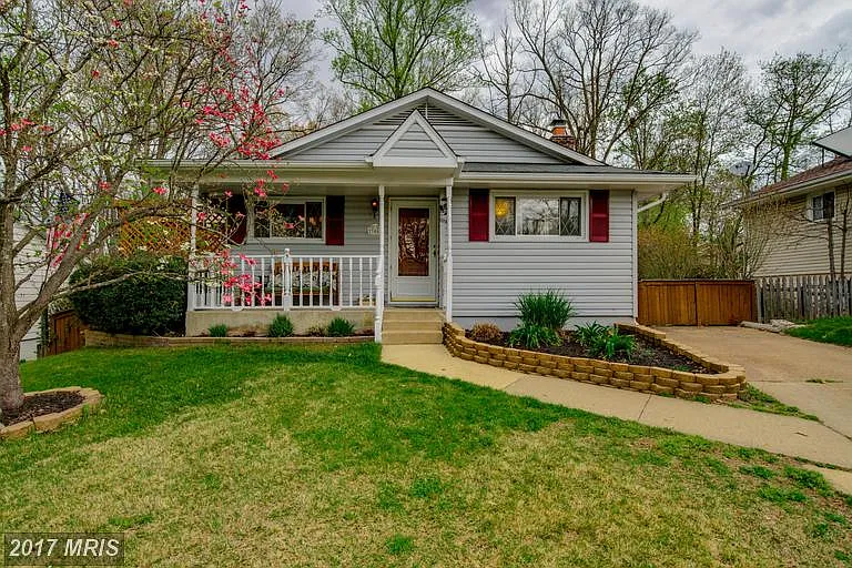 3004 Jamestown Ct photo 1