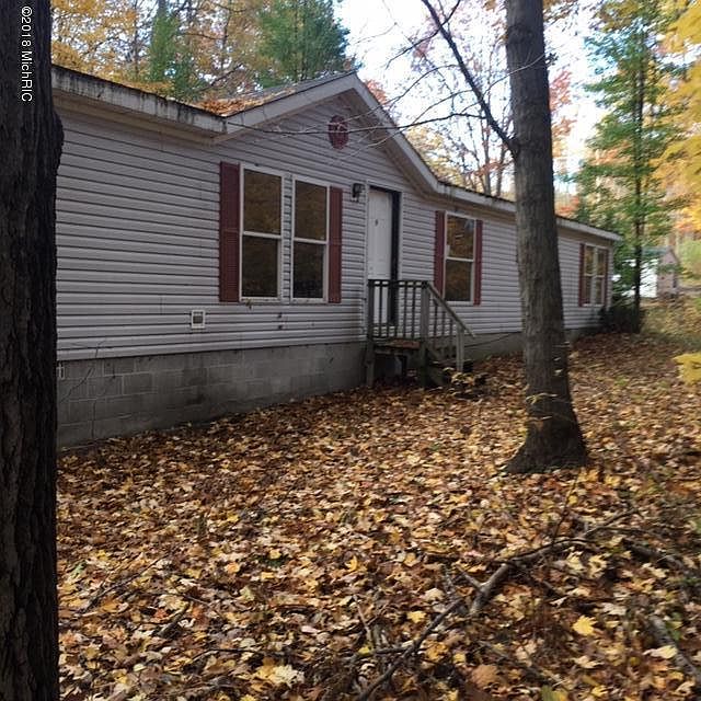 1st image of 6795 W Beech St