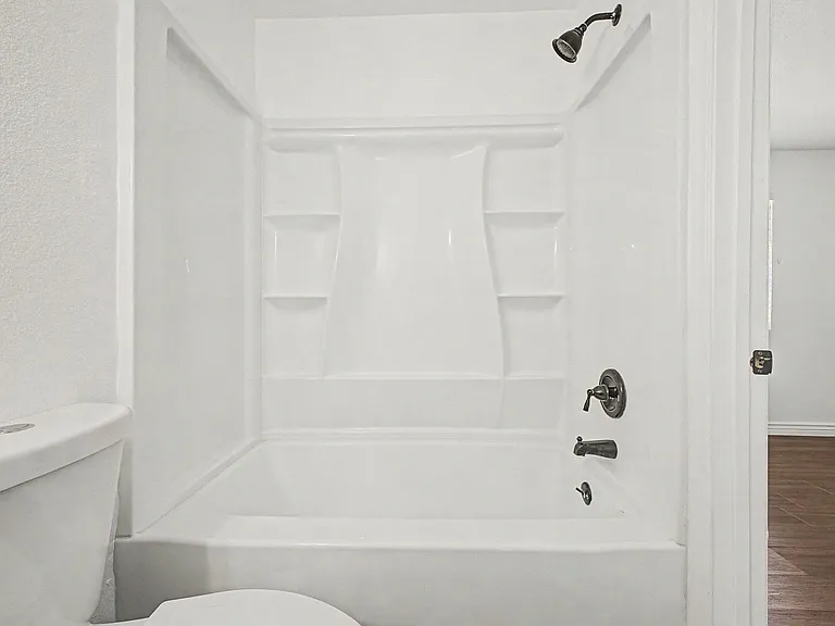 1438 E Adams St #1 — Photo 16