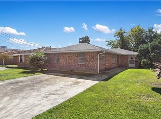 1206 Amelia St, Gretna, LA 70053