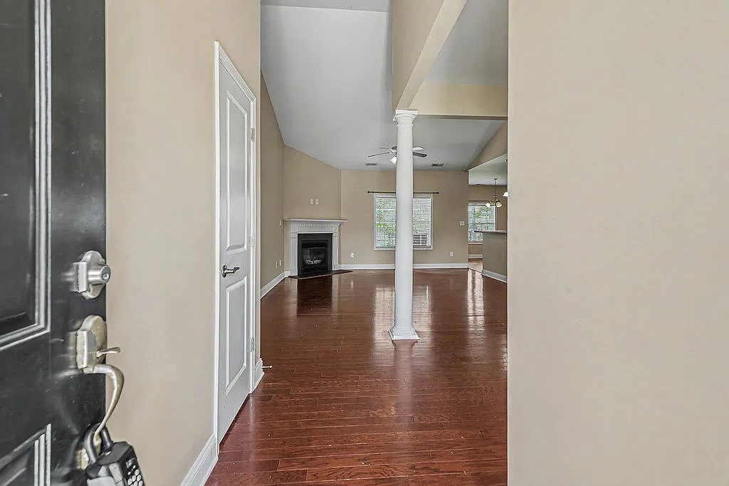 107 Turquoise Drive - 1 — Photo 4