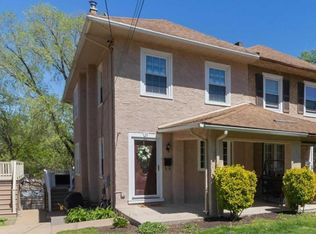 21 Waverly Rd, Havertown, PA 19083