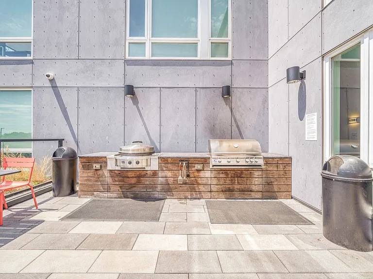 Outdoor grilling stations