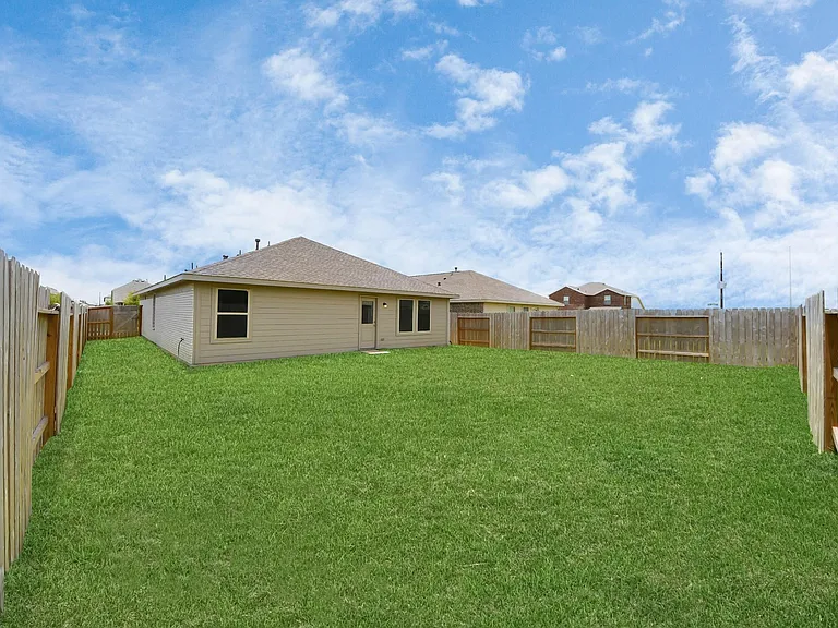 1607 Red Oak Dr — Photo 36