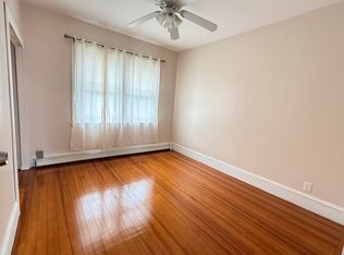 44 Wales St, Cranston, RI 02920