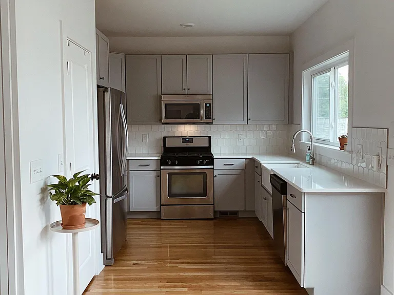 503 Eastboro Dr — Photo 6