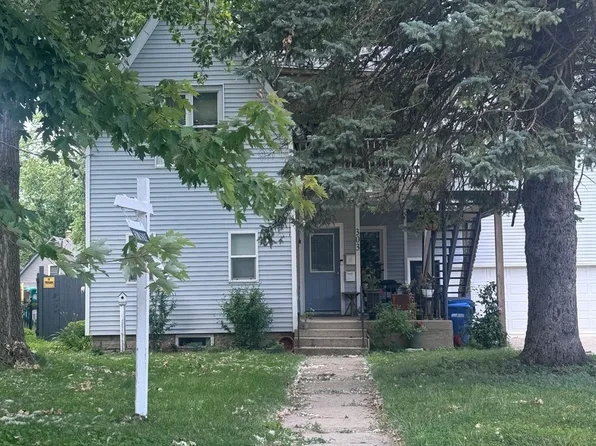 303 Fisk Ave, Dekalb, IL 60115