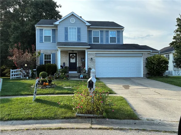 5829 Cedarwood Ct, Maineville, OH 45039