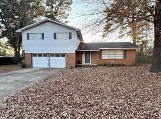 400 Johnson Ave, Wake Village, TX 75501