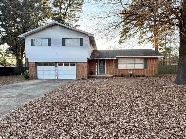 400 Johnson Ave, Wake Village, TX 75501