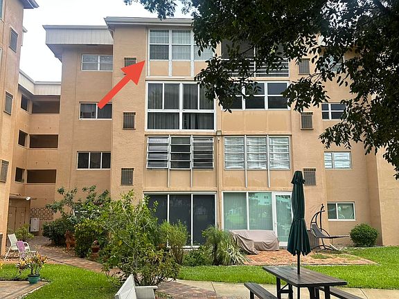 2nd image of 2600 NE 1st Lane #413