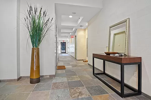 Rented by LV NY REALTY INC | media 10