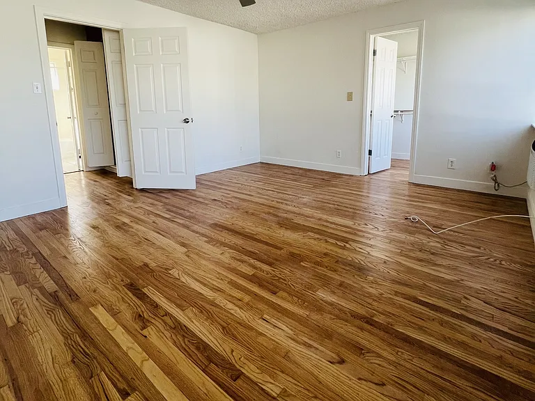 Large bedroom with full walk in closet