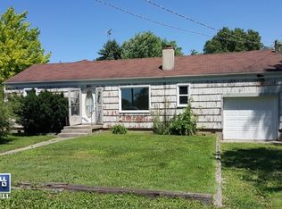 503 4th St, Earlville, IL 60518