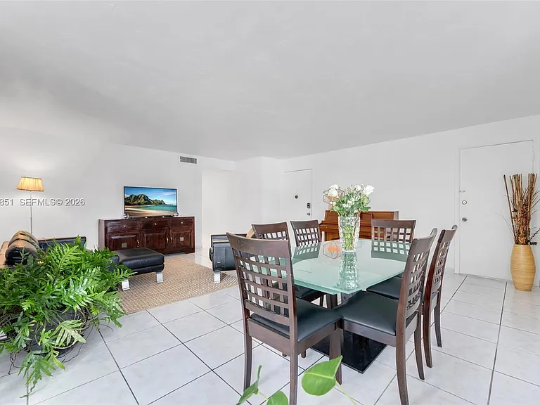 11840 NE 19th Dr #9 — Photo 23